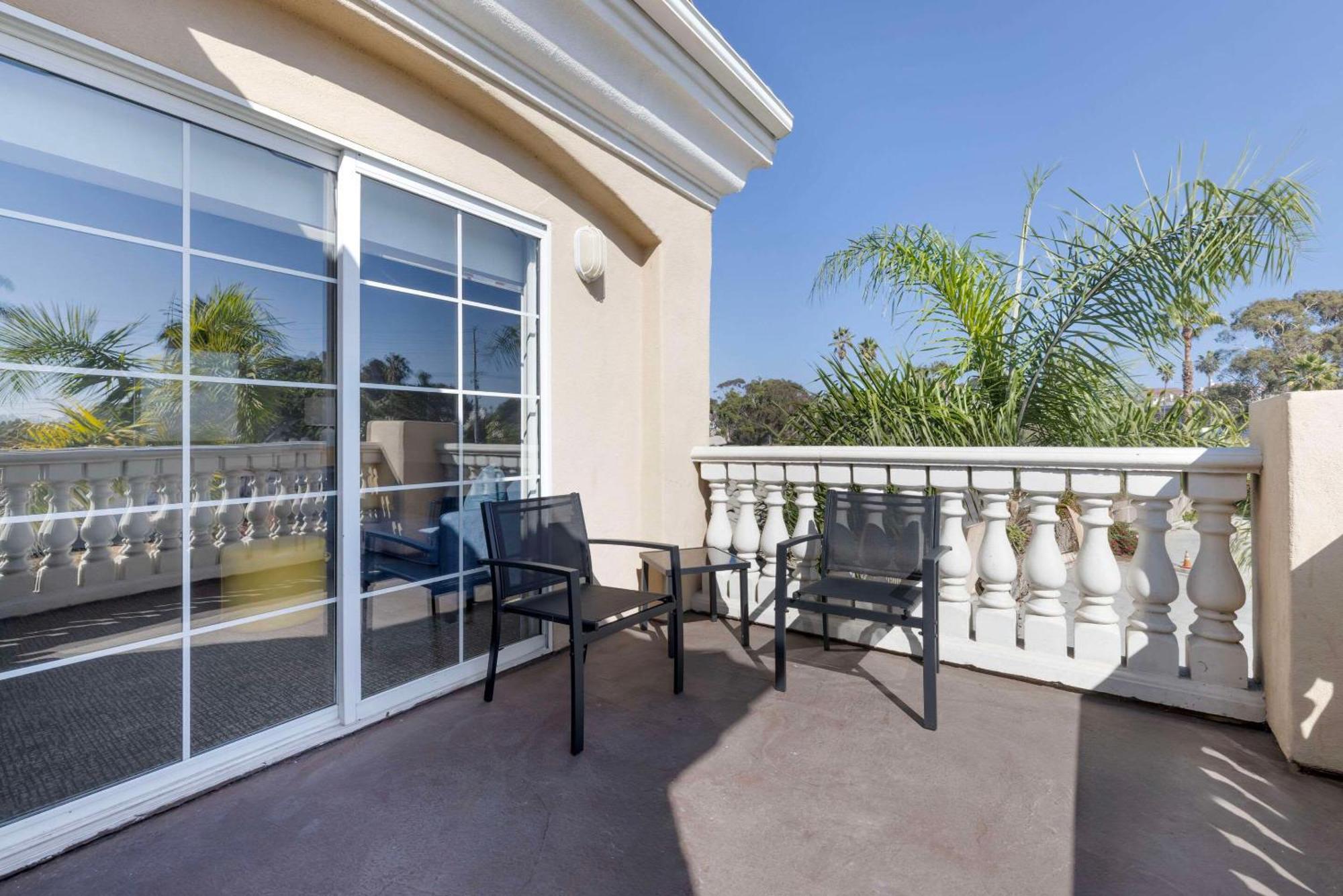 Comfort Suites Oceanside Camp Pendleton Area Εξωτερικό φωτογραφία
