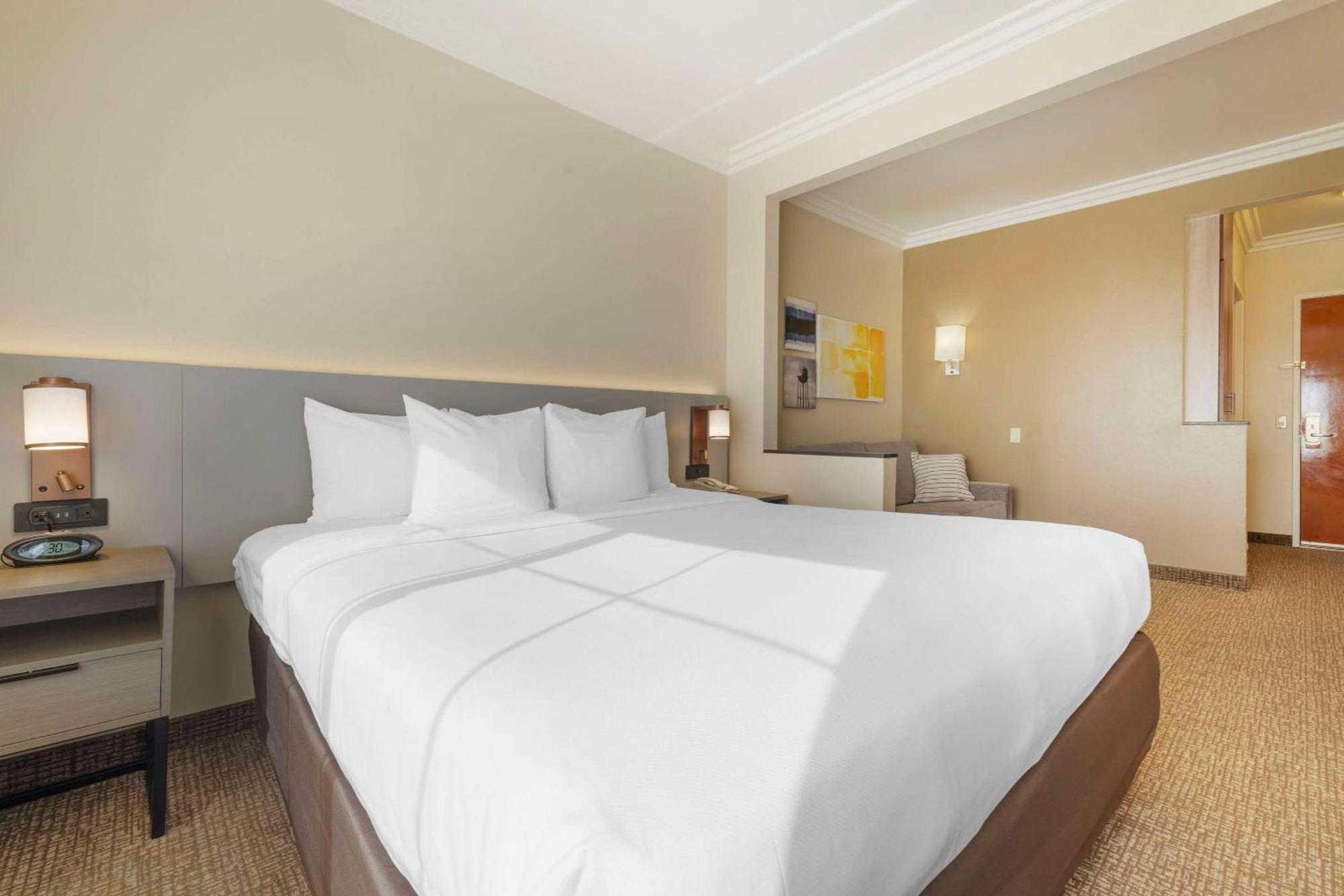 Comfort Suites Oceanside Camp Pendleton Area Εξωτερικό φωτογραφία